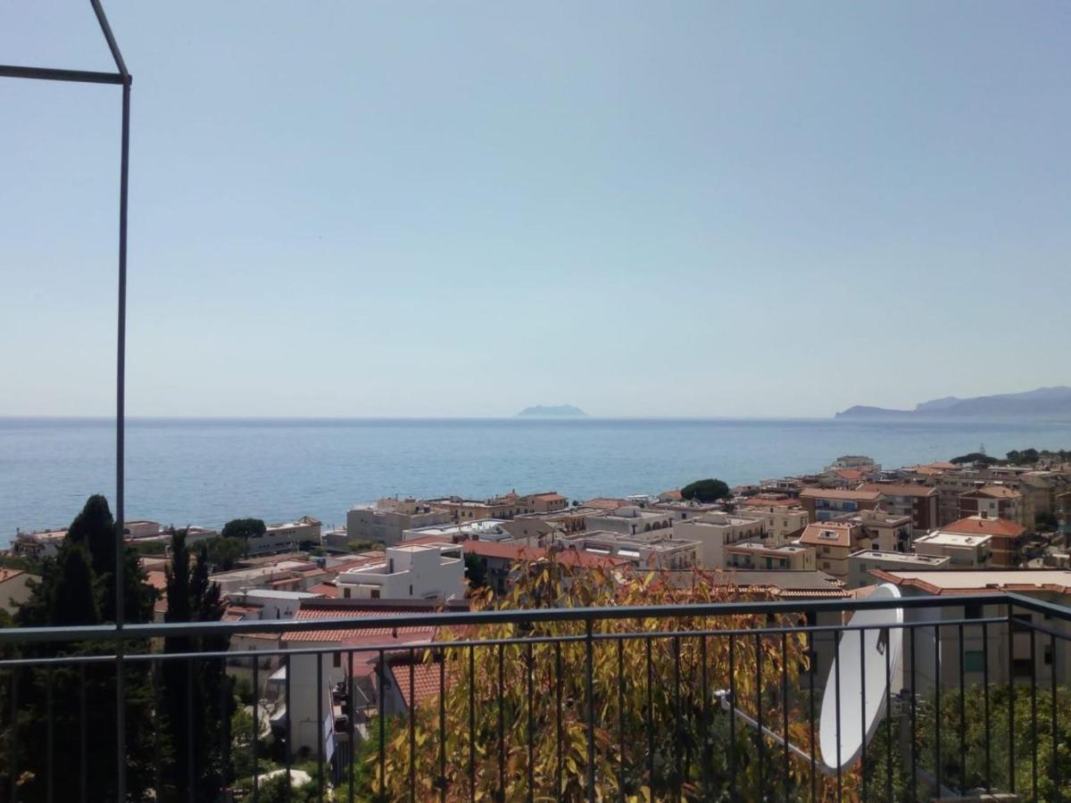 Casa Del Sole Apartment Sperlonga Luaran gambar