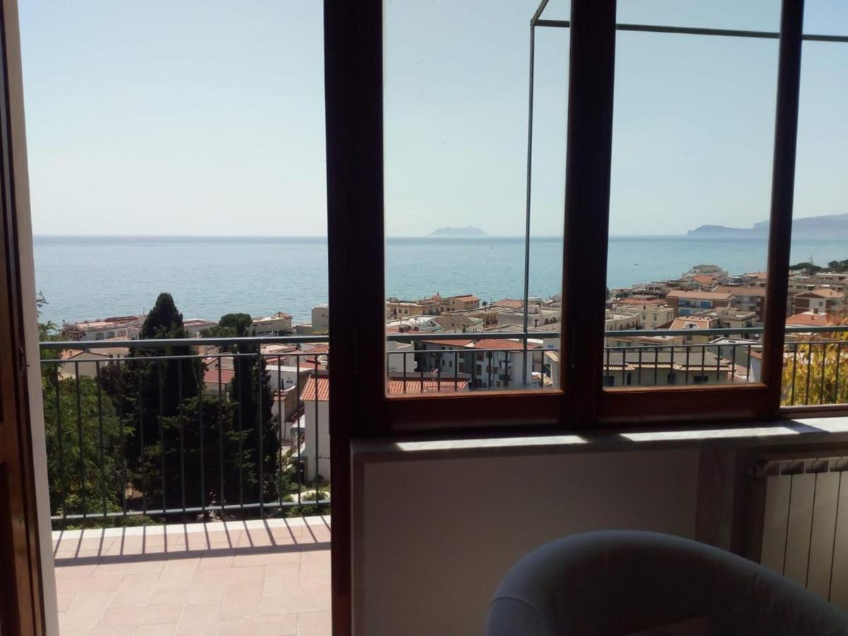 Casa Del Sole Apartment Sperlonga Luaran gambar